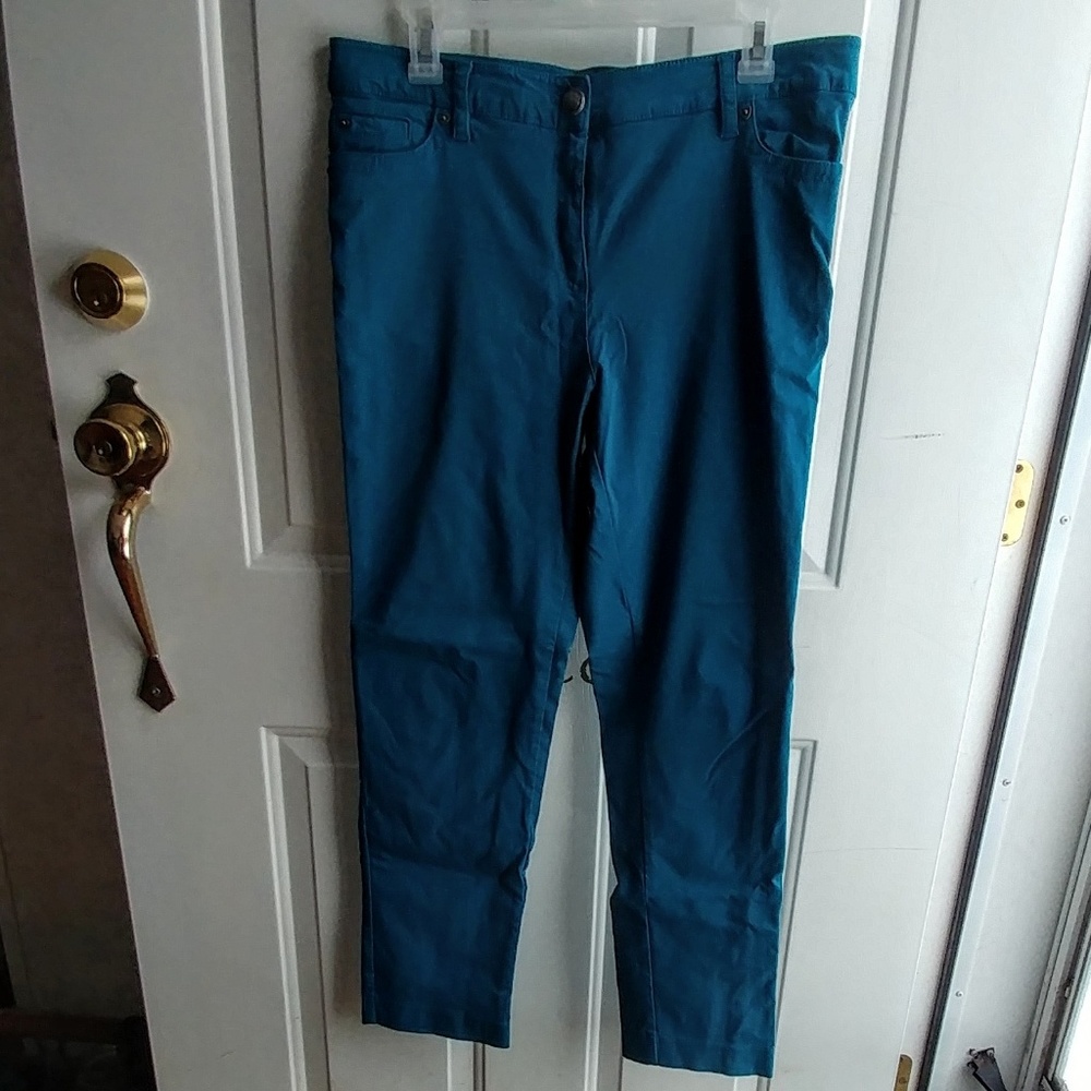 Teal skinny cropped jeans